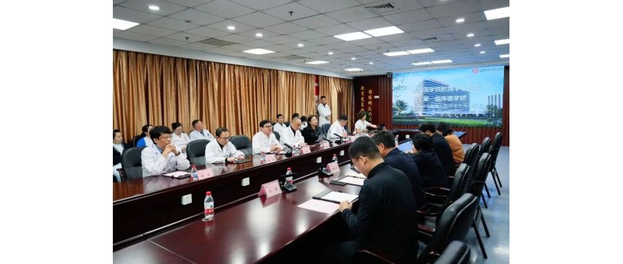 深圳k8com官网集团代表团前往沈阳医学院附属中心医院召开调研研讨，共同探寻生命健康产业合作新机遇